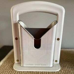 BAGEL BITER GUILLOTINE SLICER BUILT IN SAFETY SHIELDS